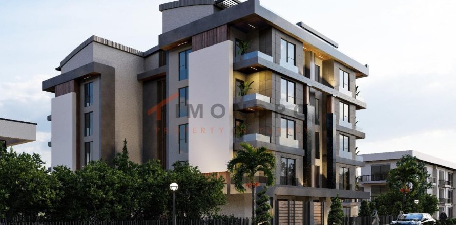 4 dormitorios Apartment en Konyaalti, Turkey No. 115557