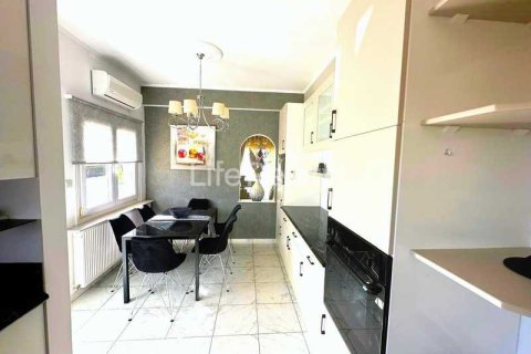 4 dormitorios Penthouse en Germasogeia, Cyprus No. 45653 8