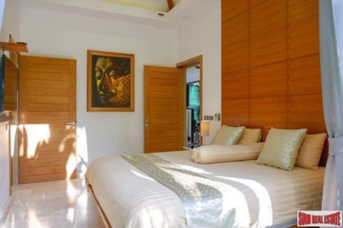 4 bedrooms Villa in Rawai, Thailand No. 97101 25
