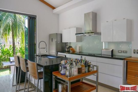4 bedrooms Villa in Rawai, Thailand No. 97101 10