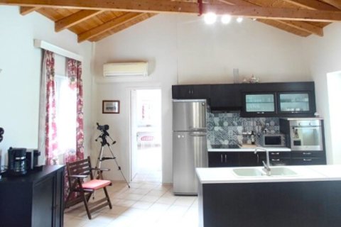 146m² Villa in Magnesia, Greece No. 59103 9