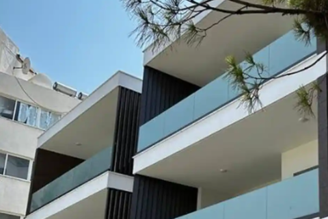 2 bedrooms Apartment in Germasogeia, Cyprus No. 102401 7