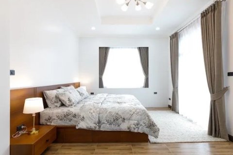 6 bedrooms House in Chiang Mai, Thailand No. 97600 10