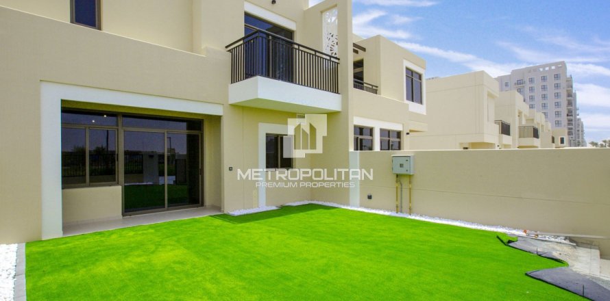 3 dormitorios Townhouse en Cach Bi, Vietnam No. 94231