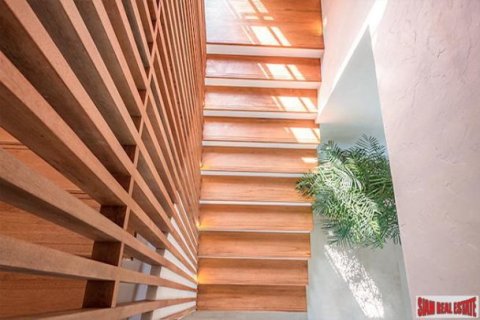 3 bedrooms Villa on the Chaweng Beach, Thailand No. 96622 4