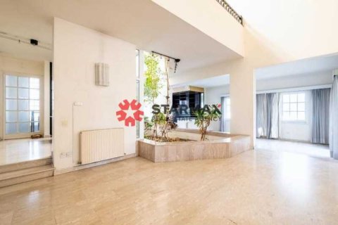 4 bedrooms House in Strovolos, Cyprus No. 82733 13