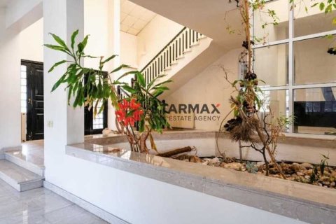 4 bedrooms House in Strovolos, Cyprus No. 82733 5