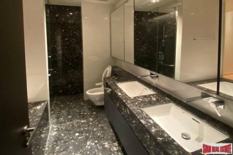 2 dormitorios Apartment en Bangkok, Thailand No. 96124 6