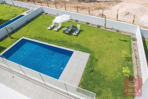 Вилла с 4 спальнями в Айя Напа, Кипр №75147 4