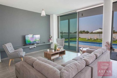 Вилла с 4 спальнями в Айя Напа, Кипр №75147 8