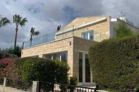 4 bedrooms Villa in Pegeia, Cyprus No. 84434 13