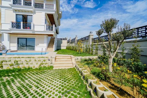 Вилла с 6 спальнями в Khanh Hoa, Вьетнам №15665 3