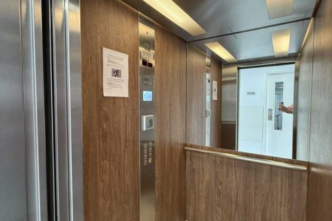 3 bedrooms Apartment in Agios Tychonas, Cyprus No. 33010 12