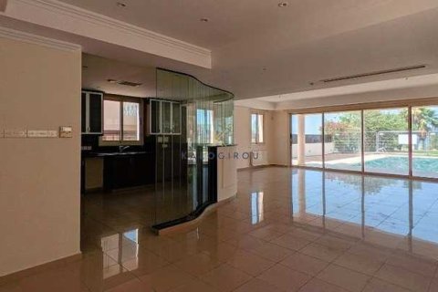 Дом с 5 спальнями в Протарас, Кипр №76207 2