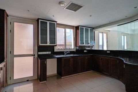 Дом с 5 спальнями в Протарас, Кипр №76207 4