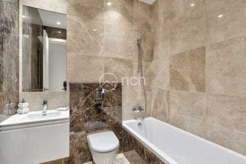 2 bedrooms Apartment in Germasogeia, Cyprus No. 33252 7