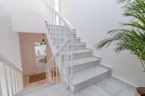 5 bedrooms Villa in Dinh An, Vietnam No. 27133 11