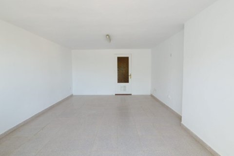 5 bedrooms Villa in Dinh An, Vietnam No. 27133 4