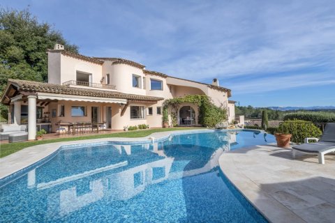6 bedrooms Villa in Valbonne, France No. 83482 1