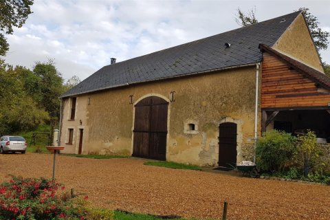 6 bedrooms House in Greez-sur-Roc, France No. 69427 3