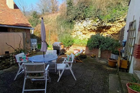 6 bedrooms House in Greez-sur-Roc, France No. 69427 10