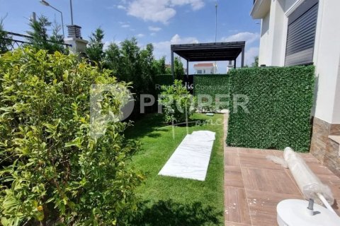 5 rooms Villa in Tan Xuan, Vietnam No. 13432 28