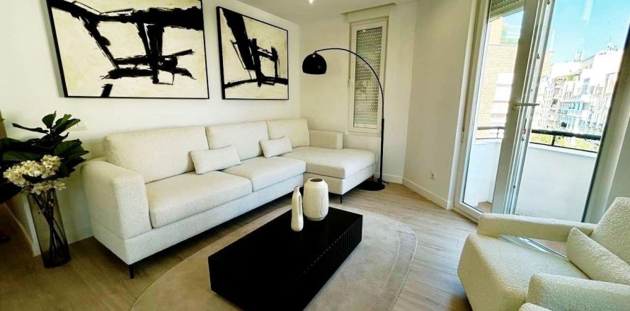 2 dormitorios Apartment en Madrid, Spain No. 92503
