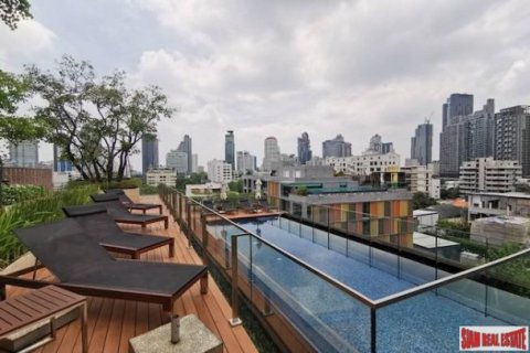 2 bedrooms Duplex in Bangkok, Thailand No. 96175 1