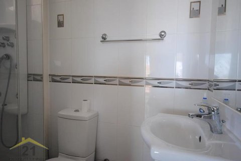 Вилла с 4 спальнями в Пафос, Кипр №39166 15