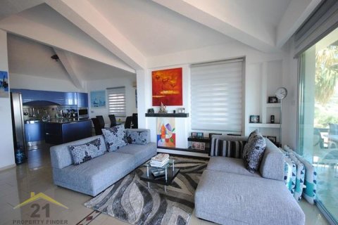 Вилла с 4 спальнями в Пафос, Кипр №39166 11