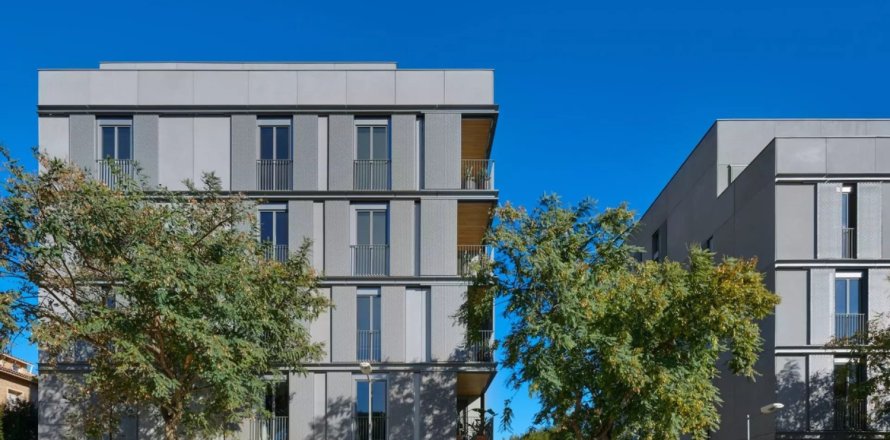 4 chambres Appartement à Barcelona, Spain No. 117082