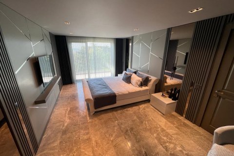 5 bedrooms Villa in Khanh Hoa, Vietnam No. 15656 3