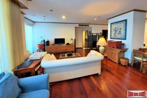 2 bedrooms Apartment in Bangkok, Thailand No. 96152 4