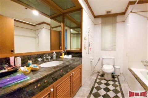 2 bedrooms Apartment in Bangkok, Thailand No. 96152 20