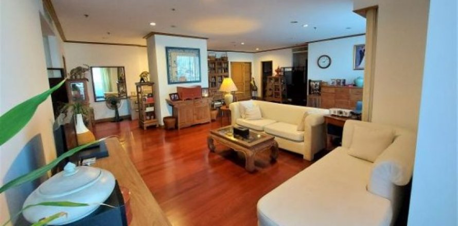2 bedrooms Apartment in Bangkok, Thailand No. 96152