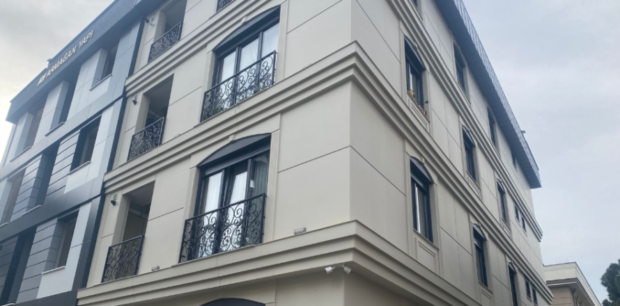 3 bedrooms Apartment in Istanbul, Turkey No. 15524