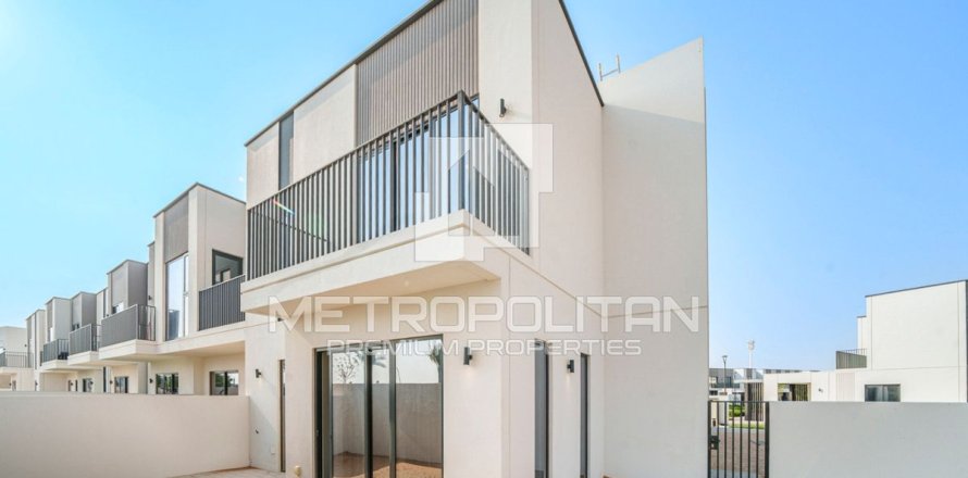 4 bedrooms Villa in Tam Xa, Vietnam No. 93899