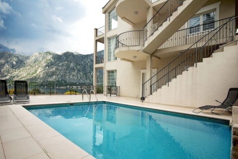 1 bedroom Apartment in Kotor, Montenegro No. 104781 8