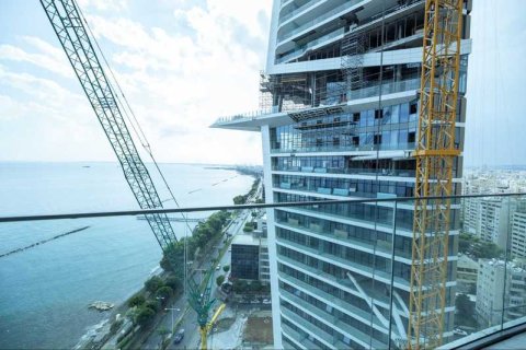 2 bedrooms Apartment in Limassol, Cyprus No. 40674 3