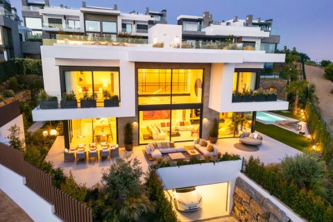 8 dormitorios Villa en Marbella, Spain No. 128283