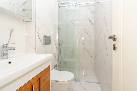 2 bedrooms Penthouse in Tivat, Montenegro No. 67004 8