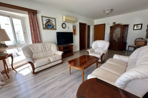 4 bedrooms Apartment in Limassol, Cyprus No. 105500 8