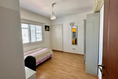 4 bedrooms Apartment in Limassol, Cyprus No. 105500 2