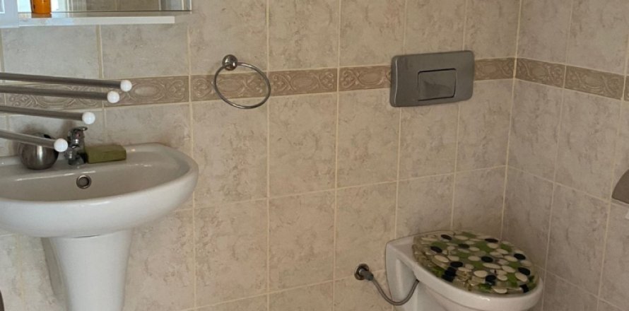 2 bedrooms Apartment in Cikcilli, Turkey No. 12421