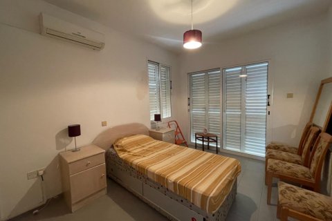 Земельный участок с 6 спальнями в Пафос, Кипр №65231 18