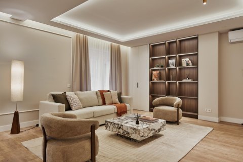 3 chambres Appartement à Madrid, Spain No. 126145