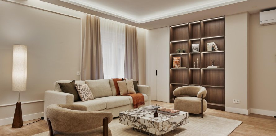 3 chambres Appartement à Madrid, Spain No. 126145