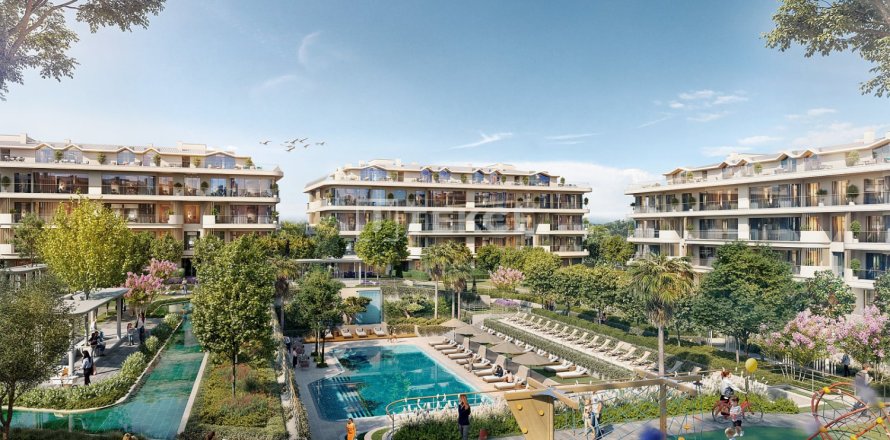 Квартира с 6 спальнями в Стамбул, Турция №126971