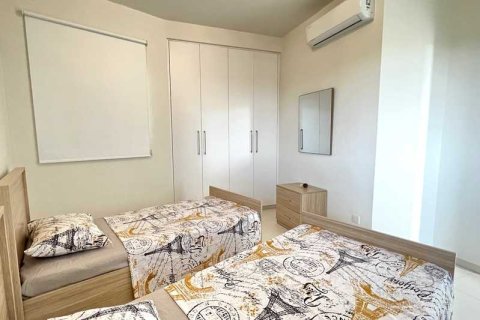 3 bedrooms House in Chloraka, Cyprus No. 69689 11