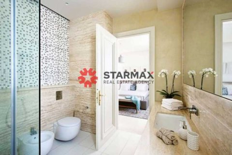 Дом с 5 спальнями в Перволия, Кипр №82442 12